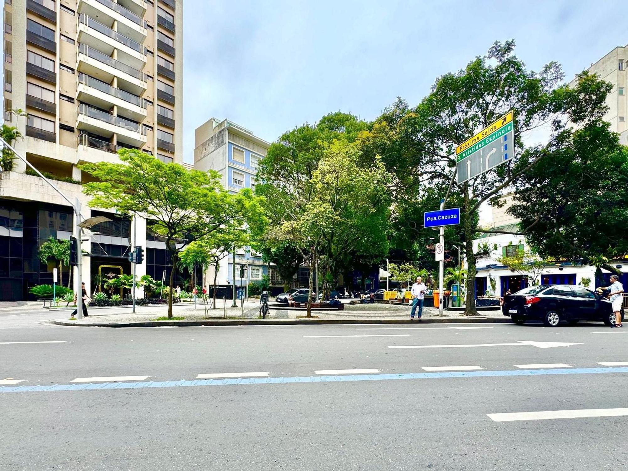 Sofisticacao Na Praca Badalada Do Leblon Rio de Janeiro