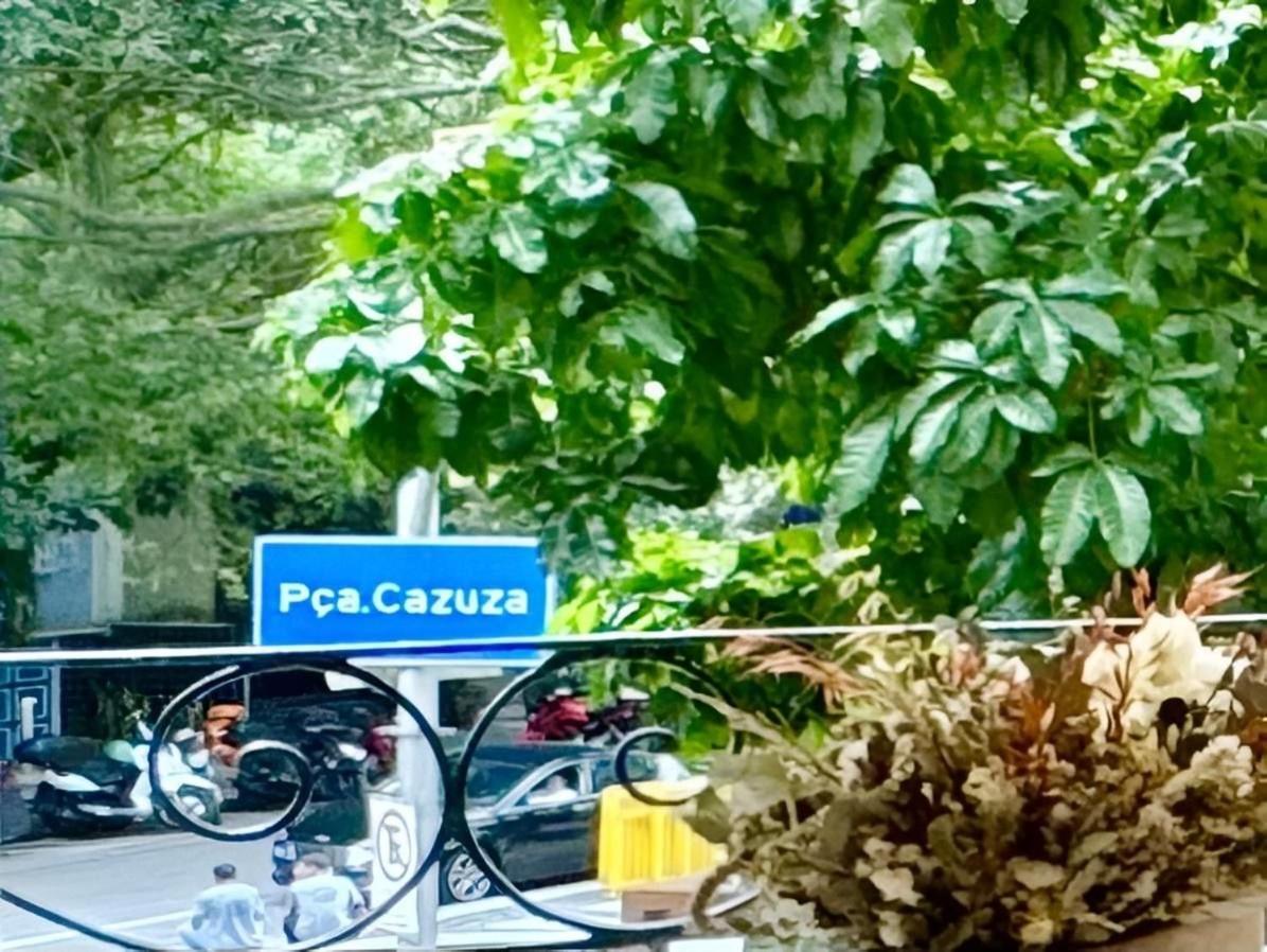 Sofisticacao Na Praca Badalada Do Leblon Apartamento Rio de Janeiro