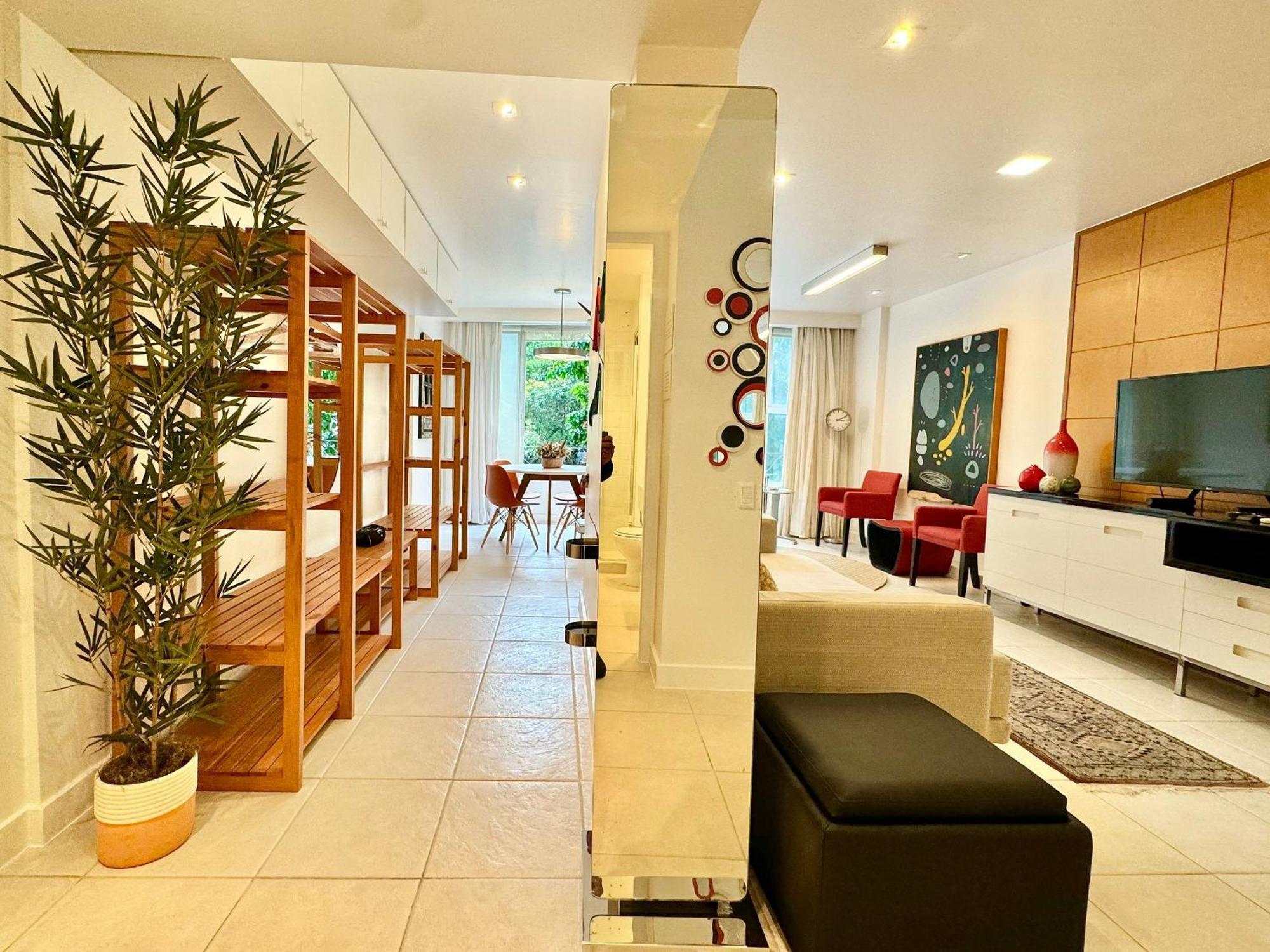Apartamento Sofisticacao Na Praca Badalada Do Leblon *